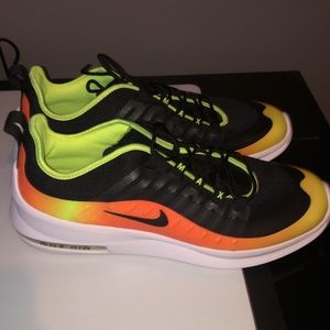 Nike Airmax Axis Size 11.5 (worn once)